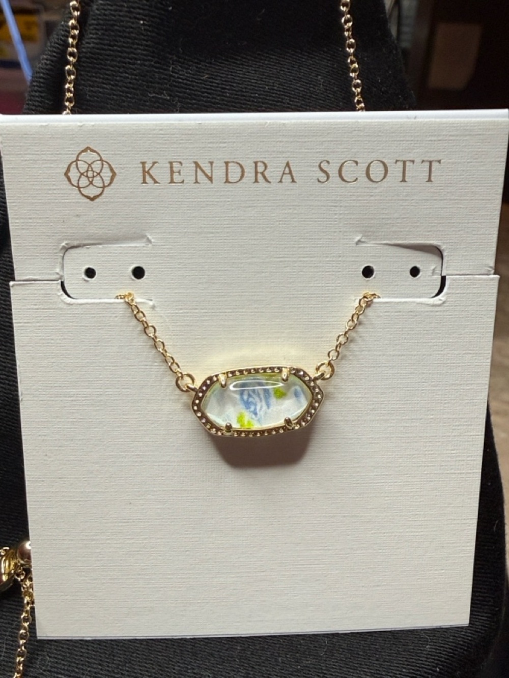 Kendra Scott x LoveShackFancy
Gold Elisa Necklace BLUE ROMANCE BLOOMING